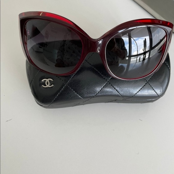 CHANEL Accessories - CHANEL Sunglasses
